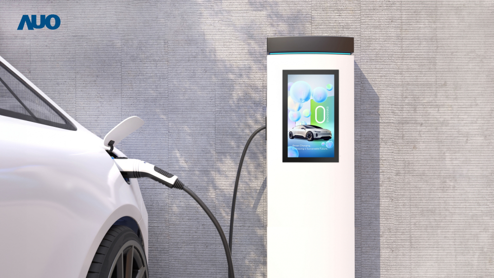 友達〝EVSE車用充電樁解決方案〞專為電動汽車充電樁設計，具有高亮度、克服戶外艱難環境的耐溫、耐紫外線等特性，並搭載散熱性及擴充性強的高效能工業電腦，可實現人機互動訴求，如資訊顯示、支付等應用